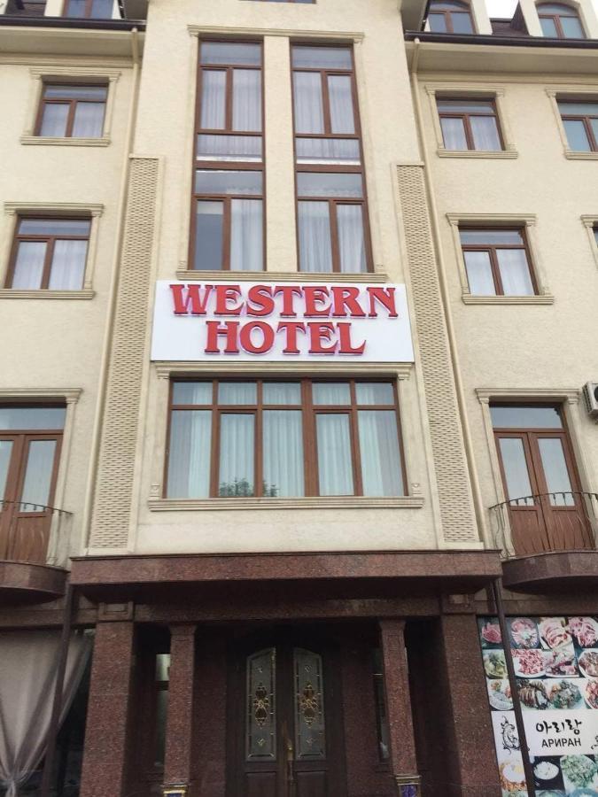 Western Suites Hotel Tachkent Extérieur photo