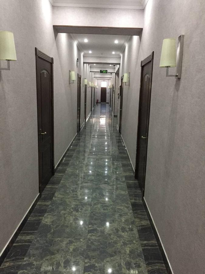 Western Suites Hotel Tachkent Extérieur photo
