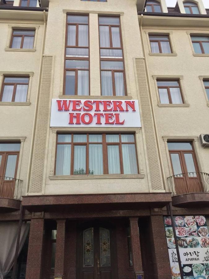 Western Suites Hotel Tachkent Extérieur photo