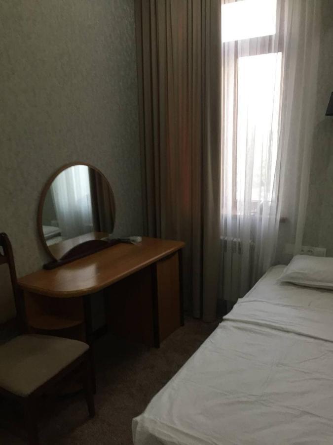 Western Suites Hotel Tachkent Extérieur photo