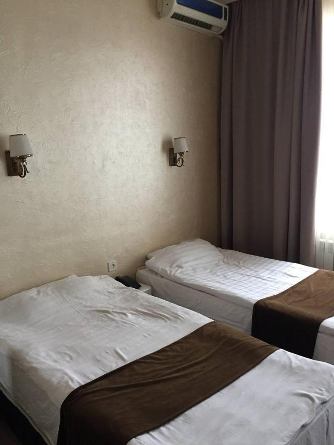 Western Suites Hotel Tachkent Extérieur photo